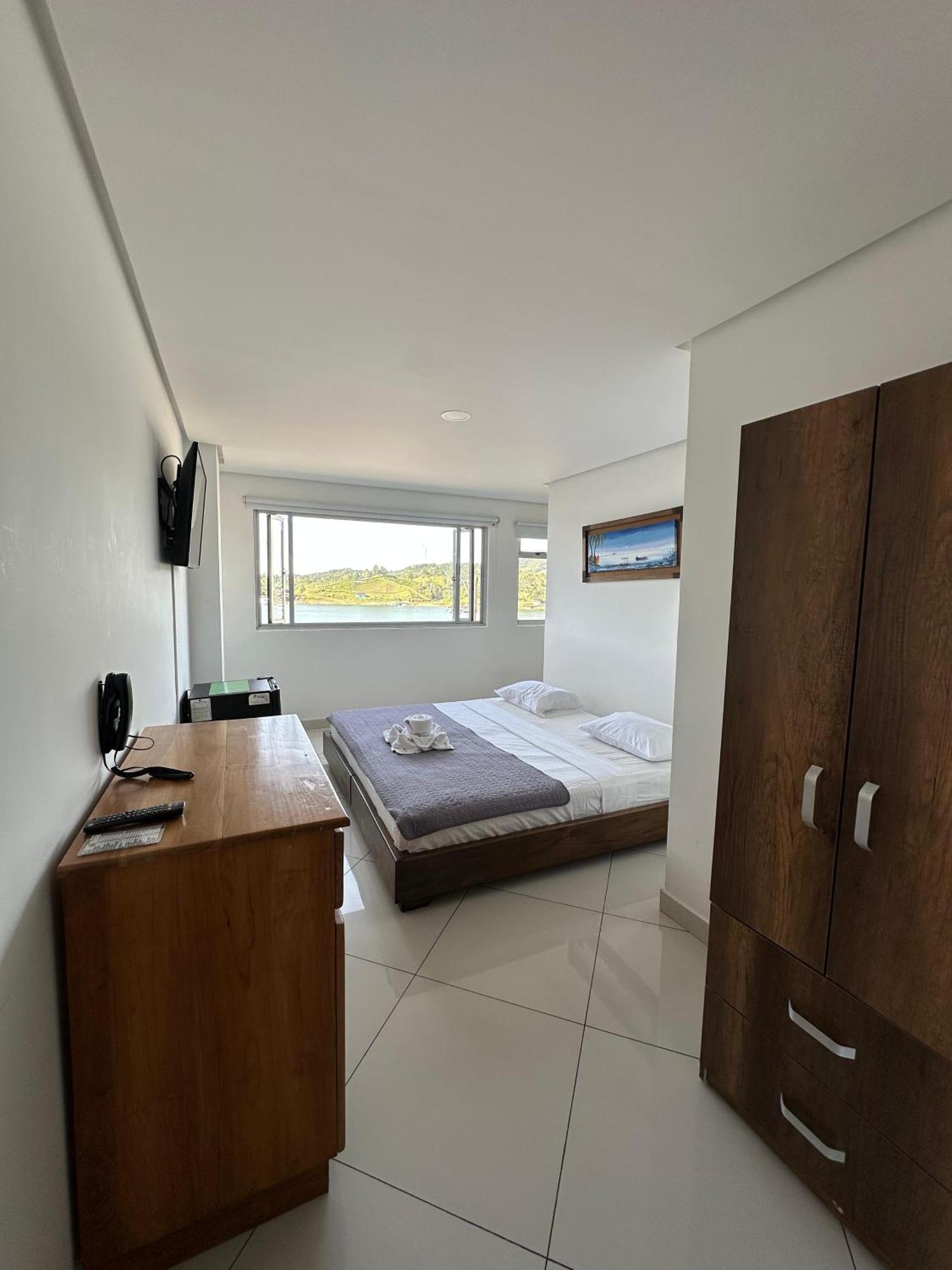 Hotel Bahia กัวตาเป ภายนอก รูปภาพ