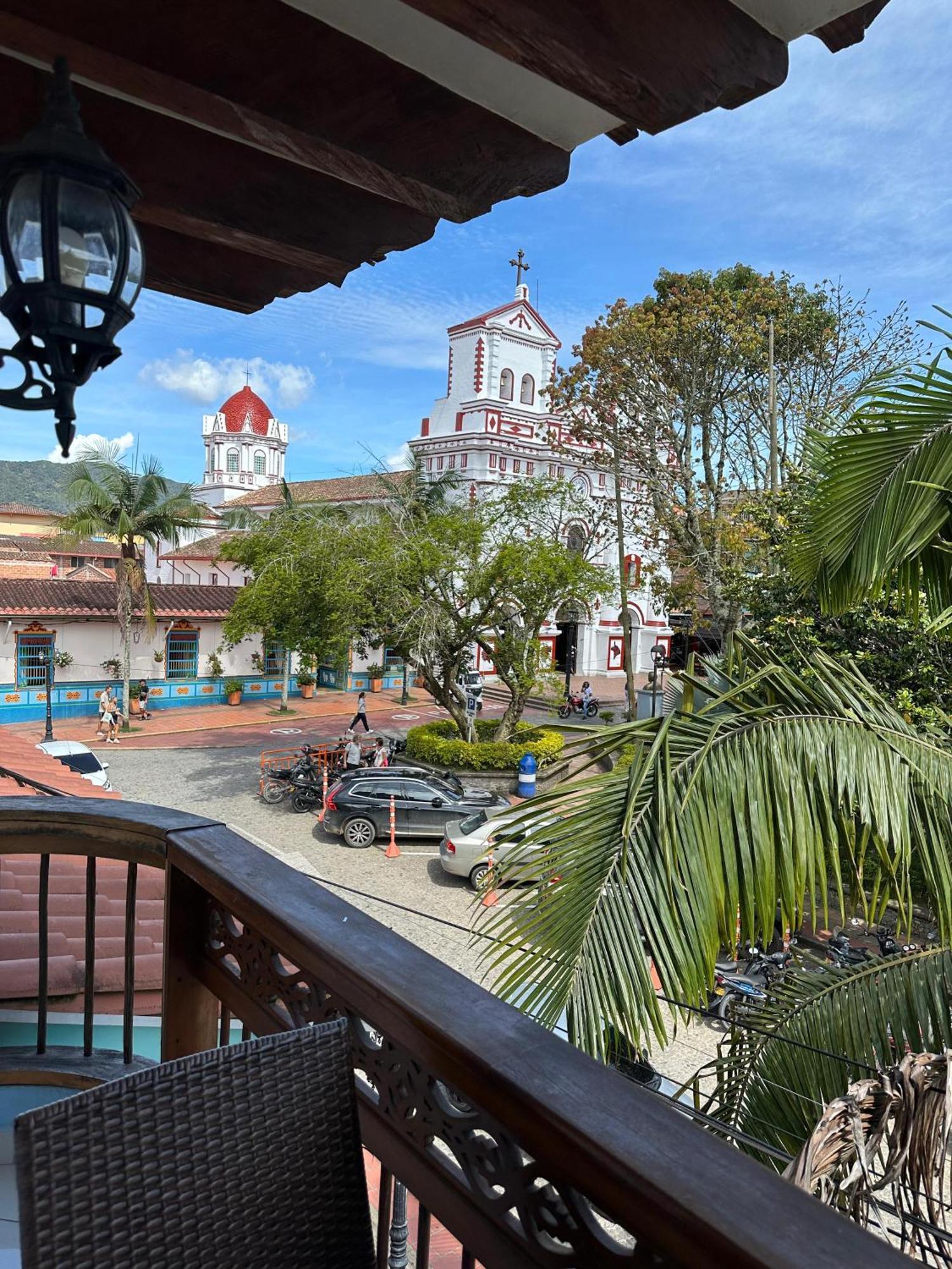 Hotel Bahia กัวตาเป ภายนอก รูปภาพ