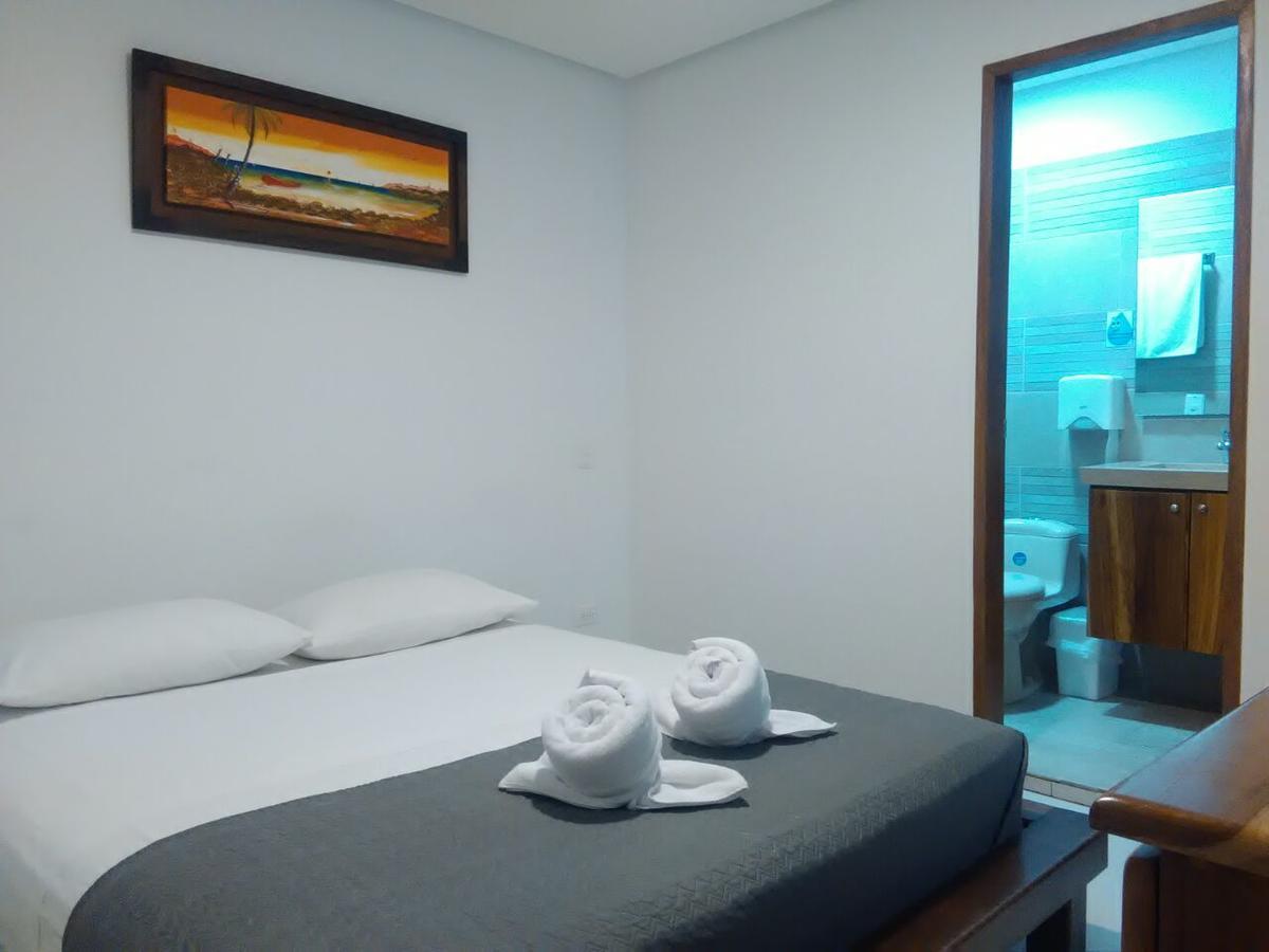 Hotel Bahia กัวตาเป ภายนอก รูปภาพ